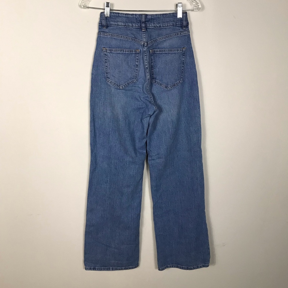 H&M High Rise Wide Leg Classic Straight Blue Jeans Size 2 - Picture 2 of 7
